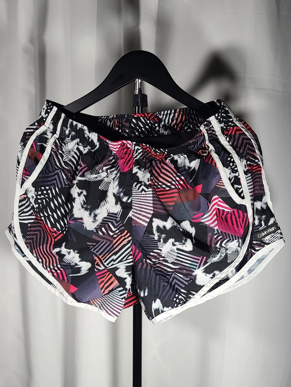 Calvin Klein Pink & Black Patterned Waistband Top